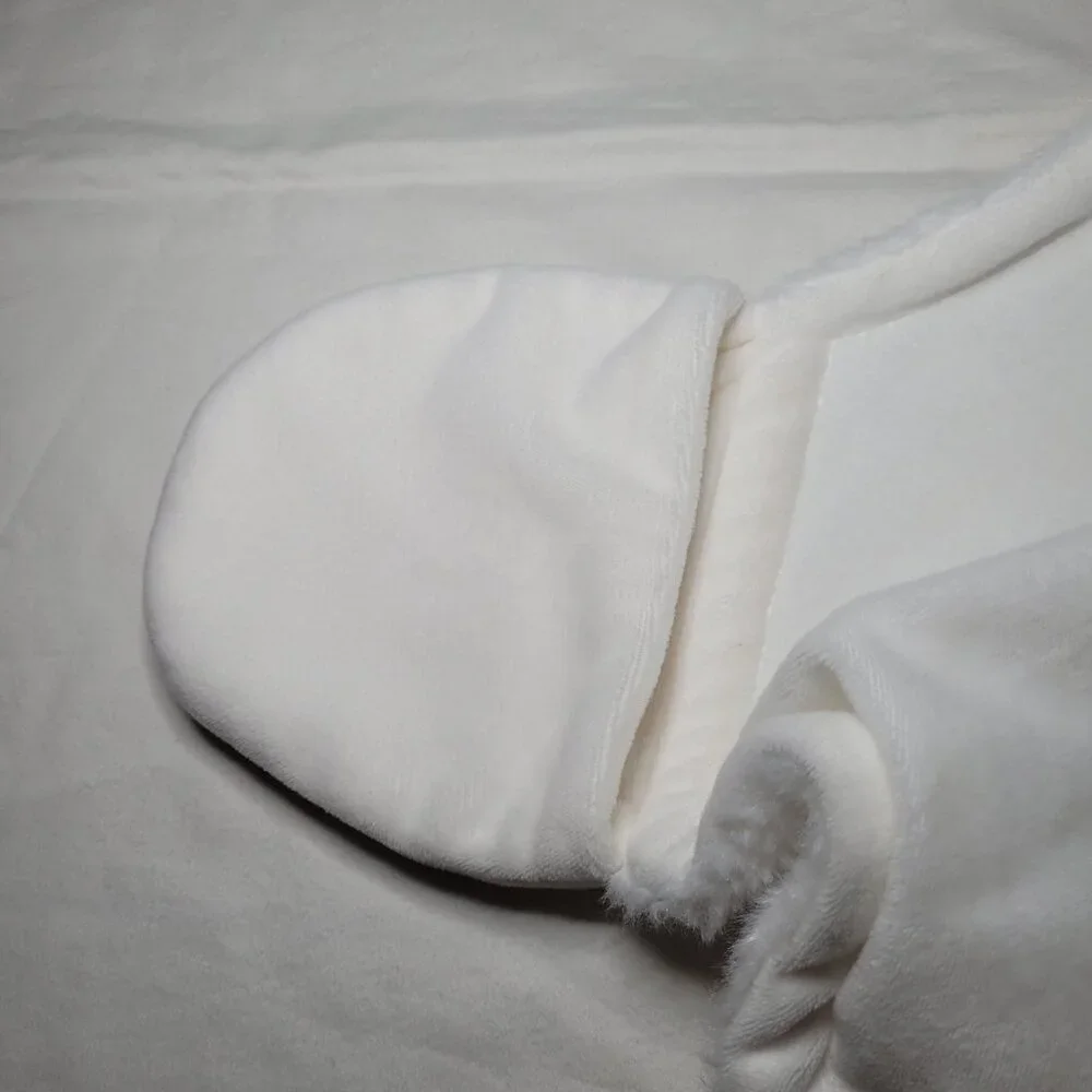 Pillowfort Unicorn Hooded Blanket 40x50 Super Soft White